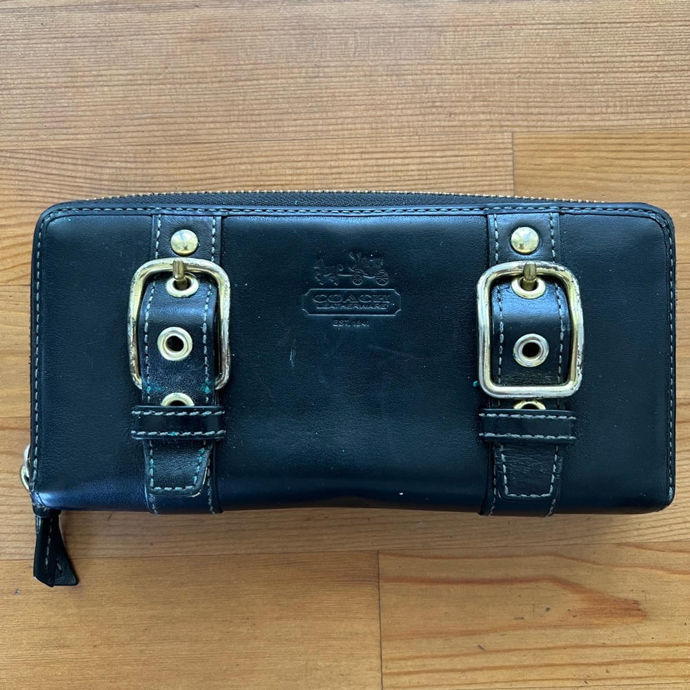 Coach Legacy Zoe Double Buckle Zip Around Wallet - 41862